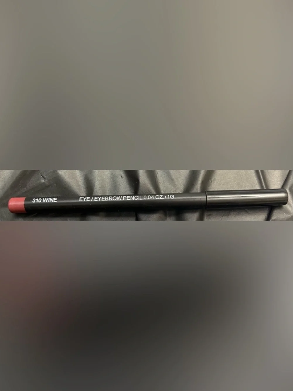 J.B.S. Eyeliner Pencil in Rose Pink and Black